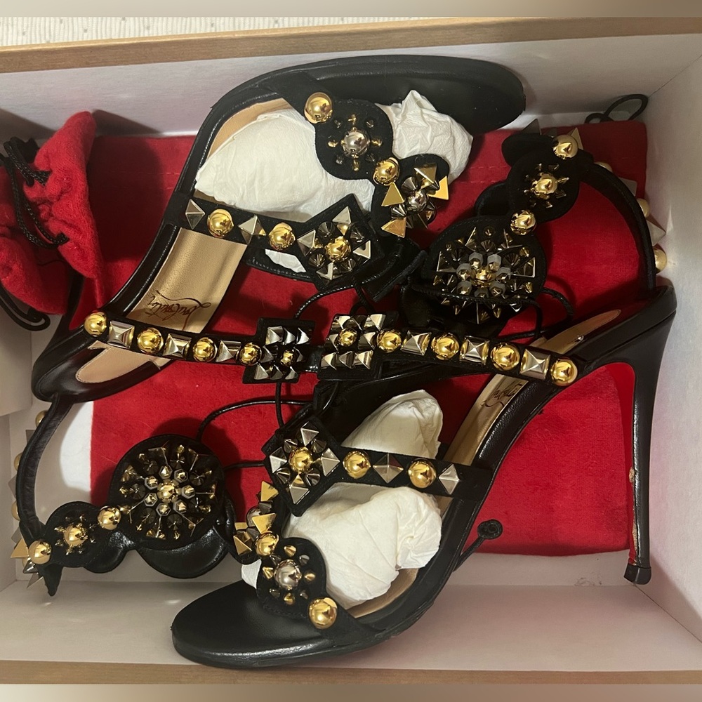 Christian louboutin heels